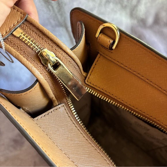 MICHAEL  Michael Kors Dillon satchel - Picture 7 of 16